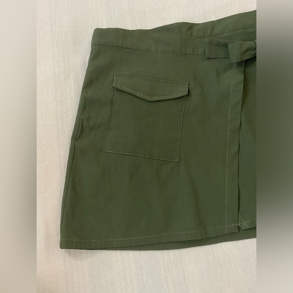 Anthropologie wrap mini skirt  NWT - Picture 4 of 14